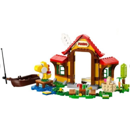 LEGO Super Mario Picnic at Mario's House  (71422)